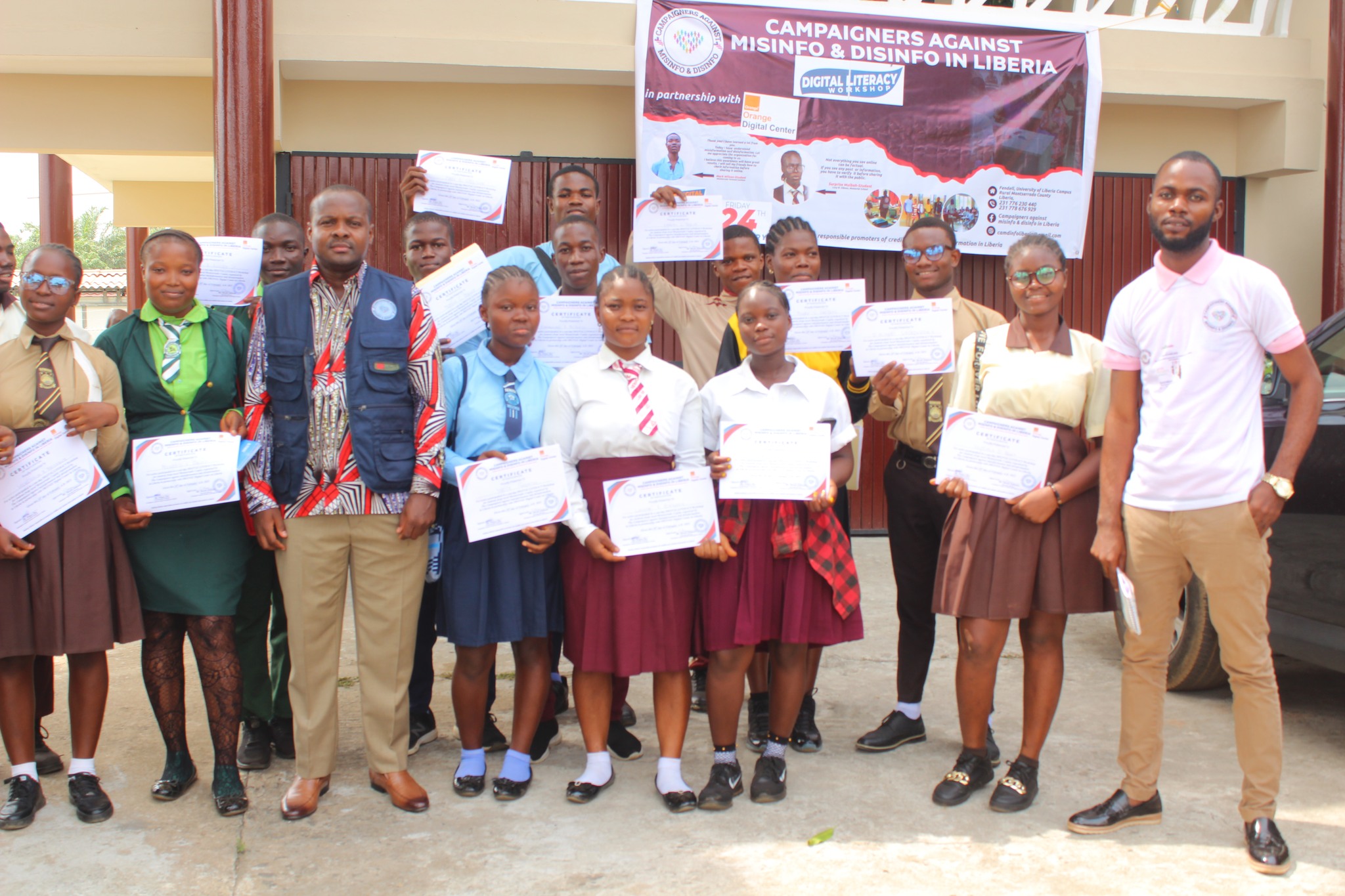 Group photo at the end of the Digital Literacy Workshop